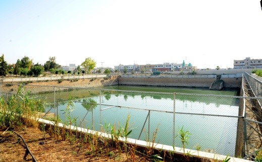 Al Jeezeh Pond